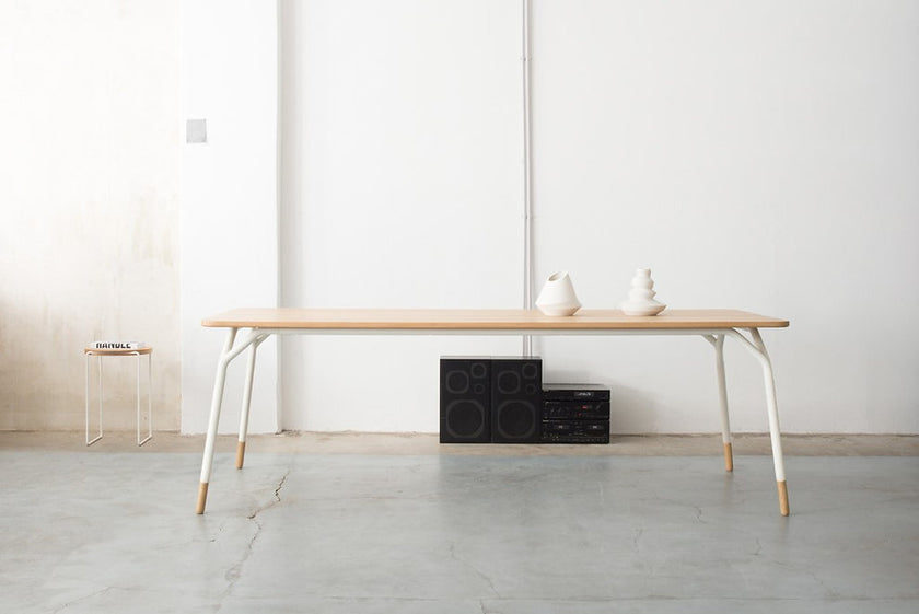 Frame Console Table – Minimalist Italian Design in Polished Gold*
