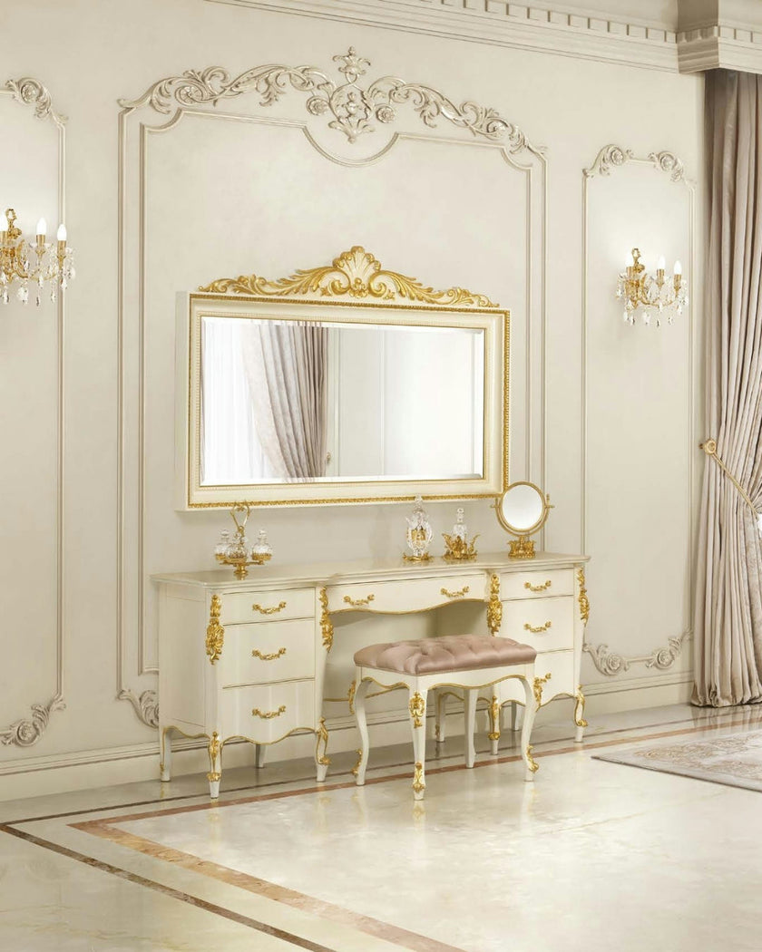 Timeless Grand Aurelia Mirror with Crest Detailing*