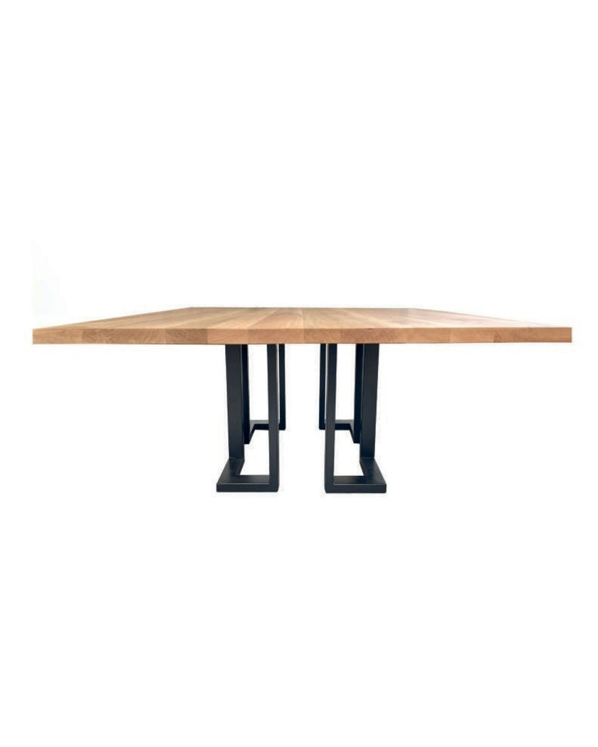 Laguna Console Table – Sculpted Architectural Form